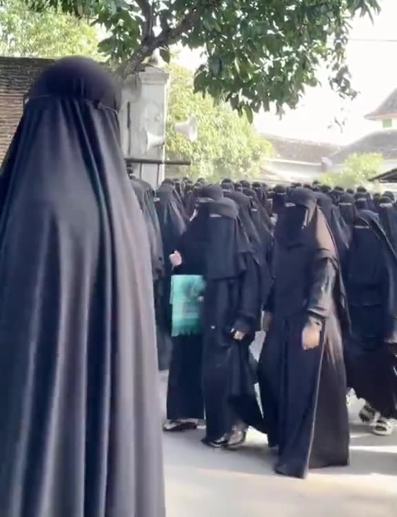 Give it another 20 years and this will be the norm in cities like London,