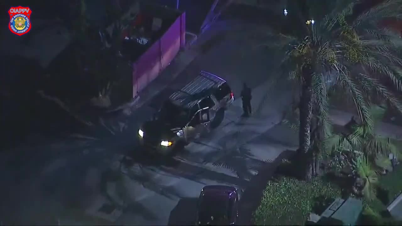 Drunk Driver Police Pursuit, Footbail & Chase in Lynwood California