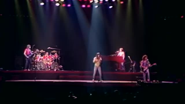 JOURNEY-Don't Stop Believin (Live in Houston)