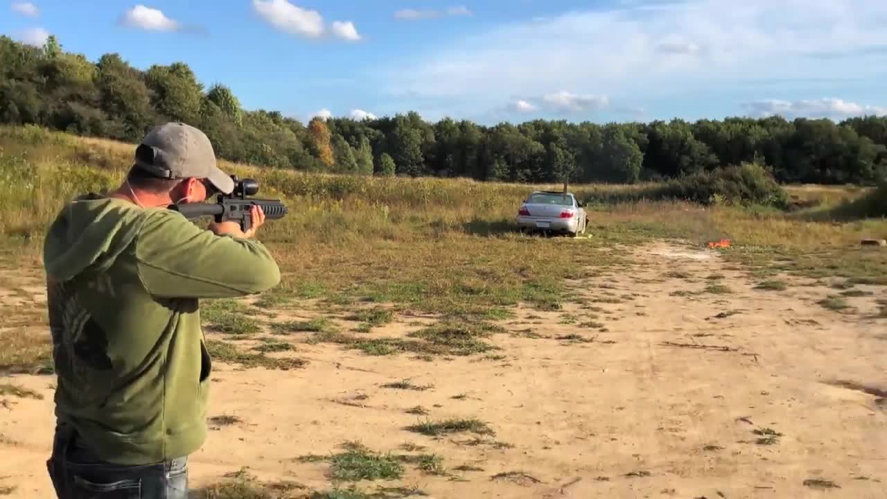 shooting cars with 6 diffrent guns