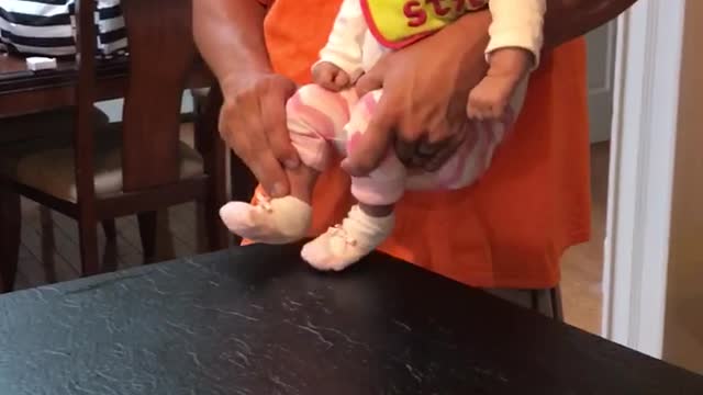 Father Makes It Appear As Though Baby Is Dancing To Michael Jackson