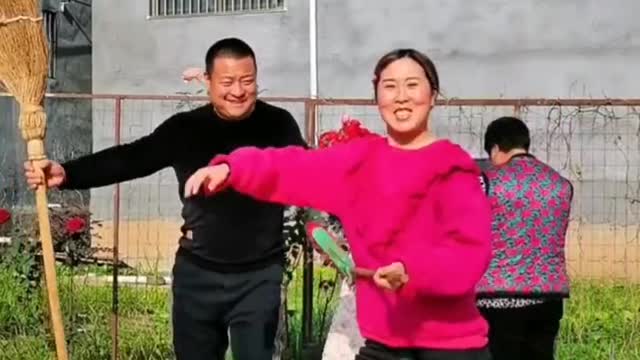 funny videos 🤣 comedy video/ prank video /funny videos 2021/ Chinese comedians P 11