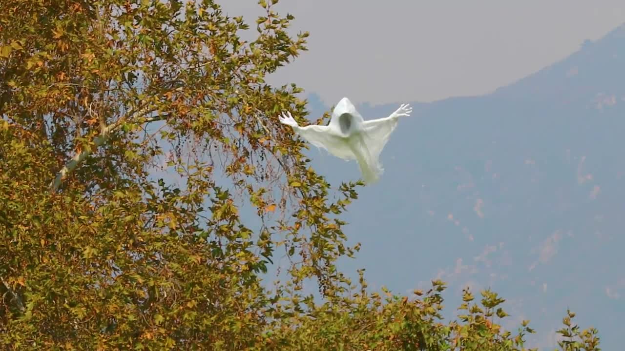 FLYING GHOST PRANK WITH PEOPLE!