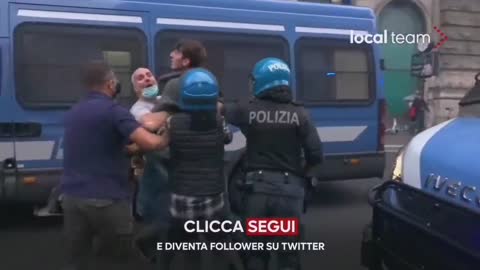 Polizia Tyranny in Italy