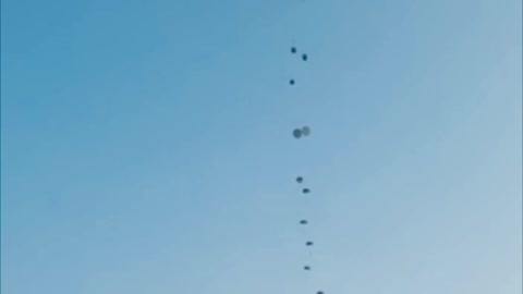 Paratroopers in aircraft