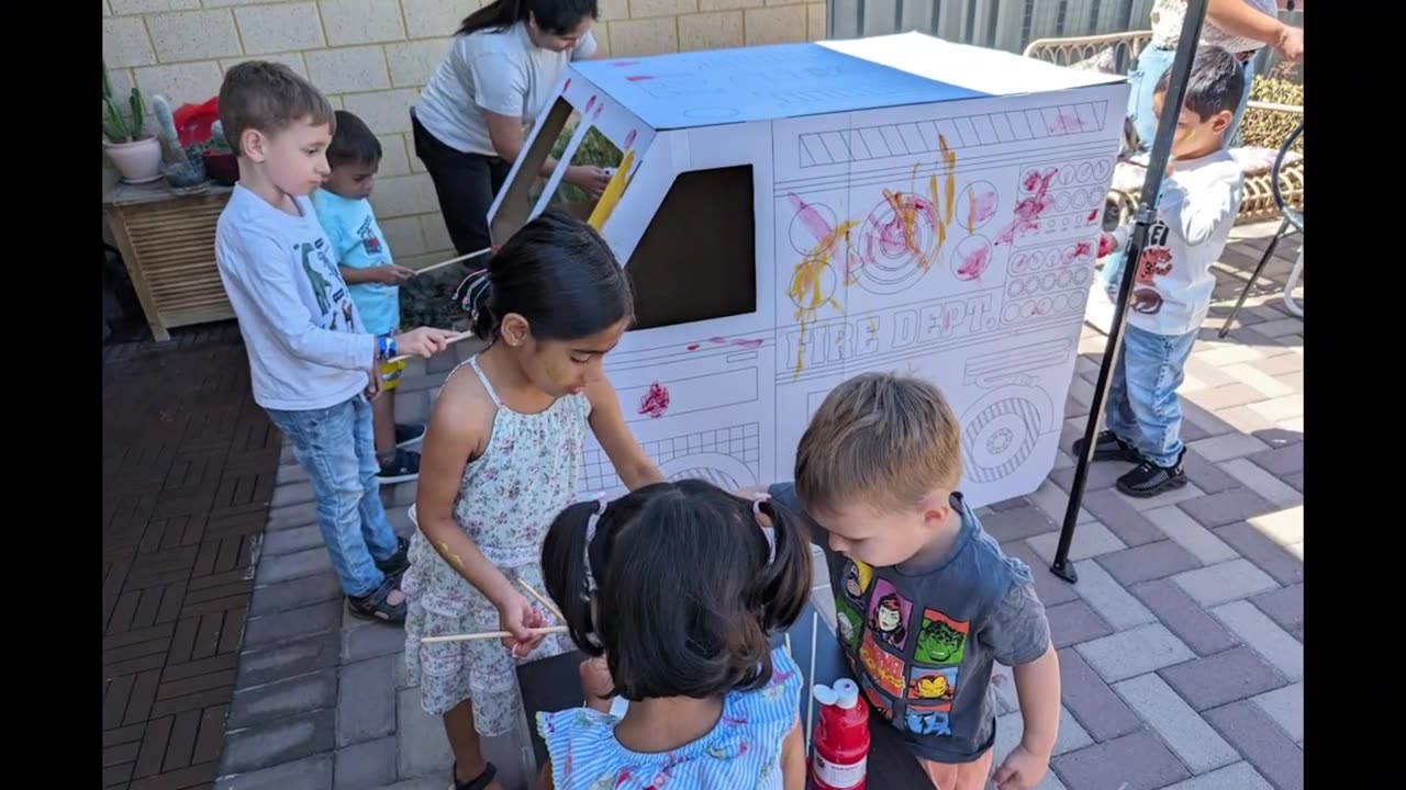 Build & Decorate Your Own Fire Truck by Anko