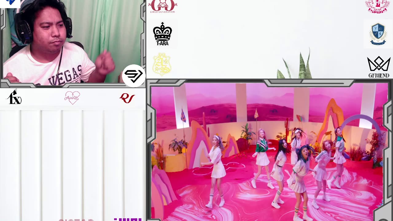 ELF React to Weeekly(위클리) _ Holiday Party [MV]