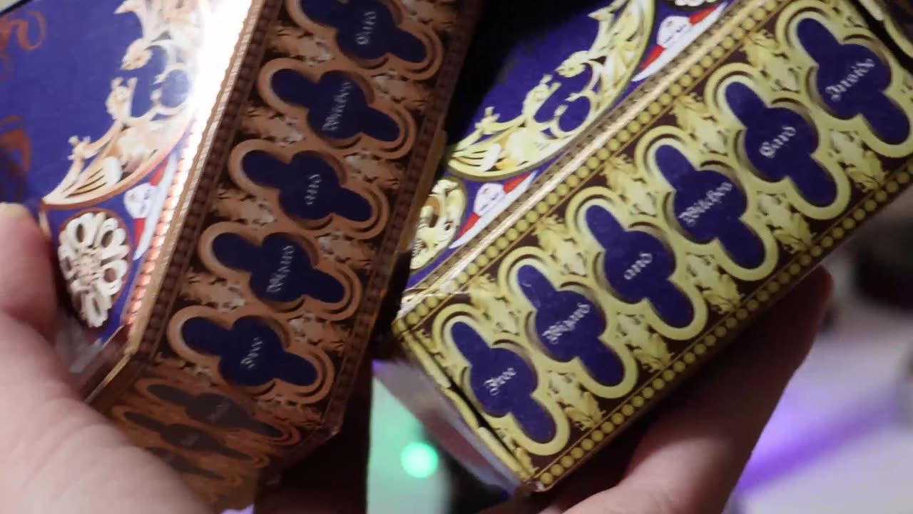 Comparing Chocolate Frog Boxes! #harrypotter #honeydukes #wizardingworld