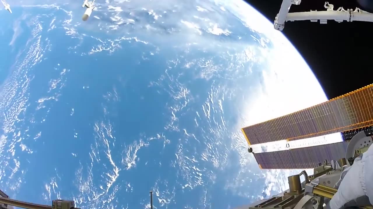 Space viral video