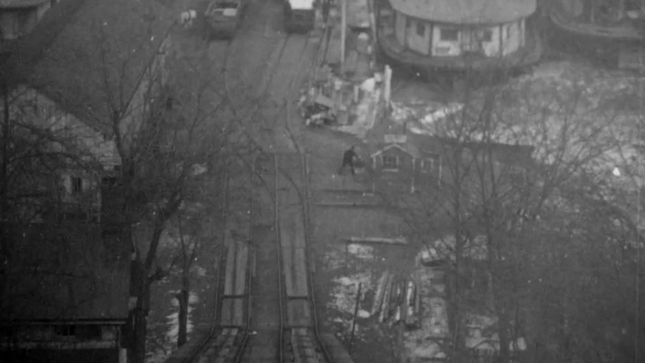 Ice Industry, Massachusetts (1902 Original Black & White Film)