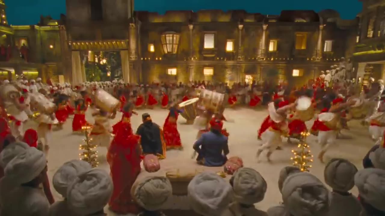 Dhol Baje Dhol Baje superhit song