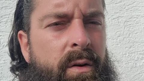 Sei stolz ein Verschwörungstheoretiker zu sein !