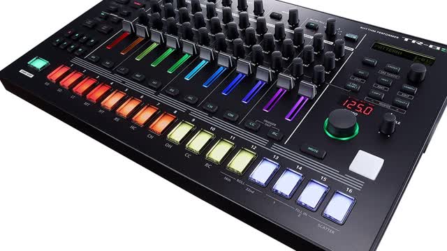 Roland AIRA Rhythm Performer (TR-8S)