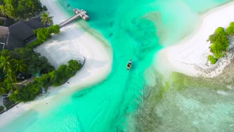 Boat tour in a nice beach