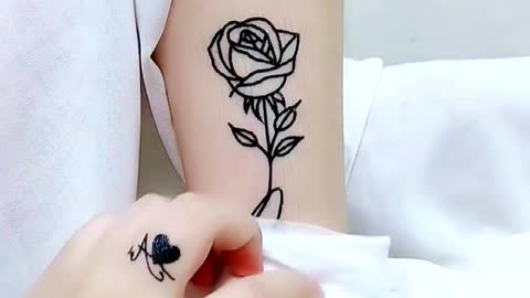 Young people's favorite, semi-permanent tattoo stickers