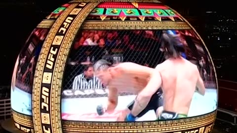 Deigo Lopes combo on the EXOSPHERE 😳 #ufc306
