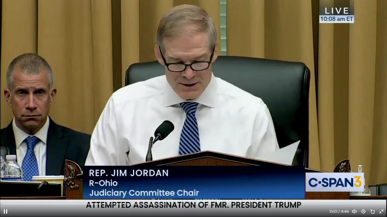 Dân biểu Jim Jordan hỏi thẳng Giám đốc FBI Wray: