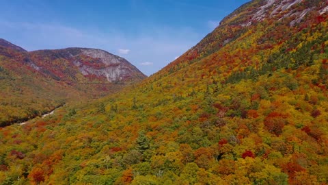 fall-lake-flyover