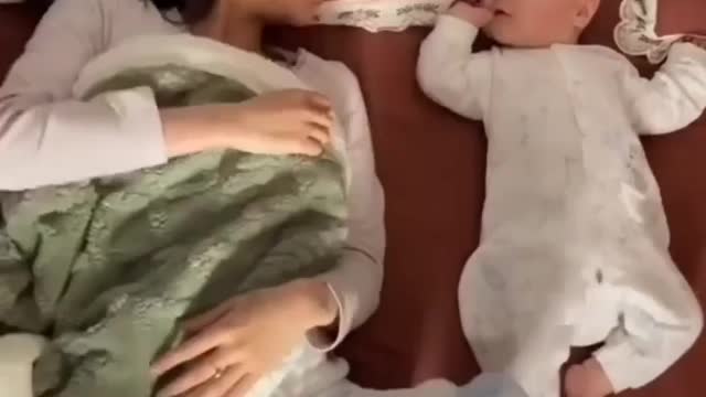 FUNNY VIDIOS | FUNNY BABY AND MOMMY