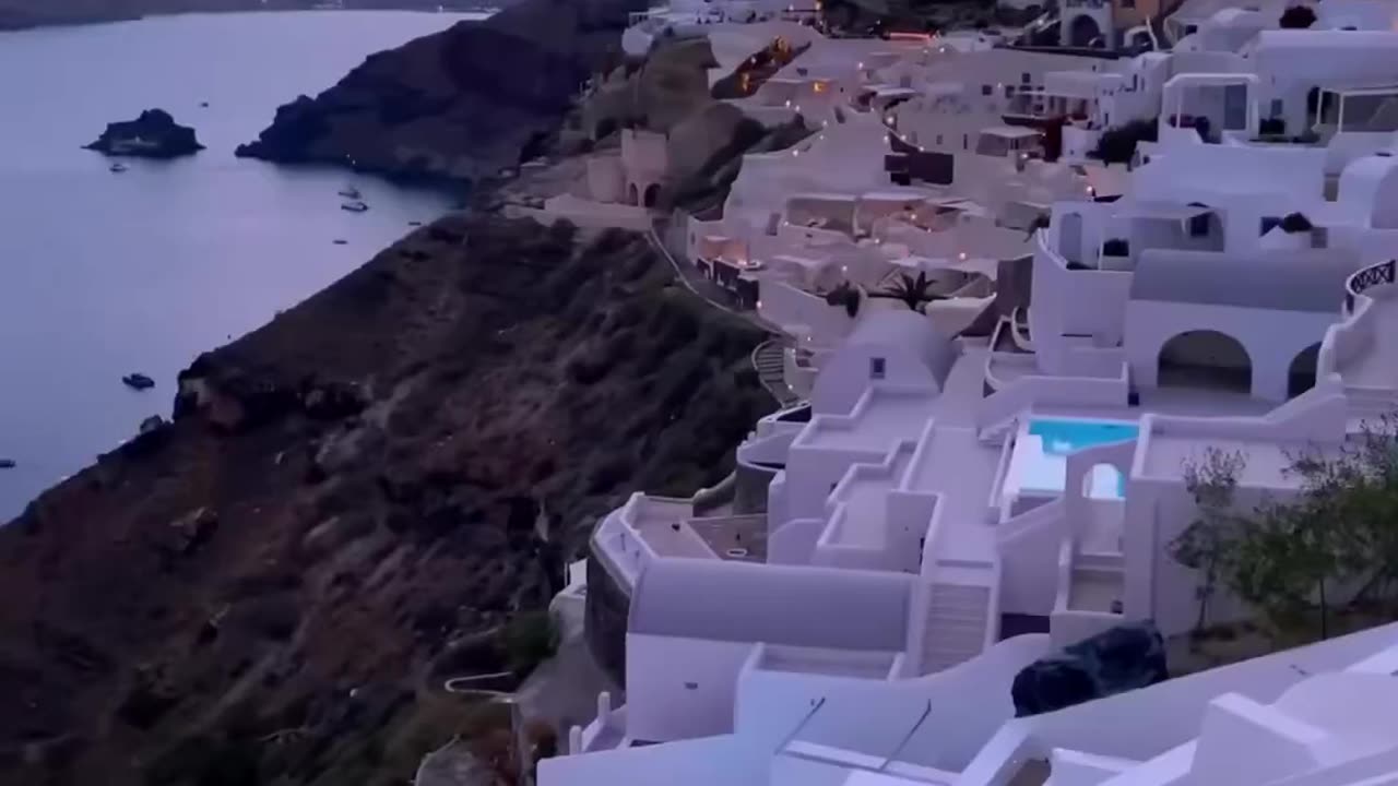 Imagine spending your vacations in Santorini! #santorini #greece