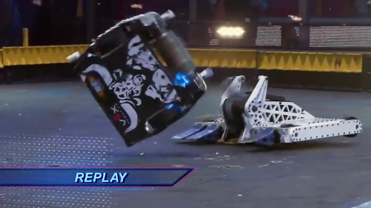 How This Former Champion Bot Came Back To Claim Its Crown - Road To Victory - BATTLEBOTS