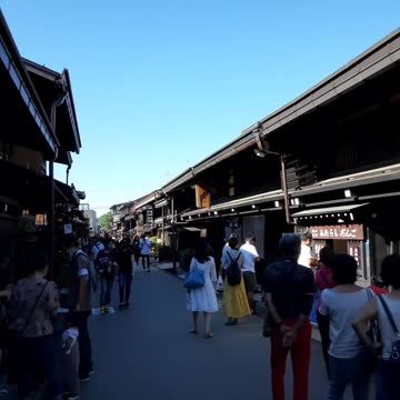 Ở xứ Thiên Đường Tây Phi Luật Tân đang dựng hàng rào