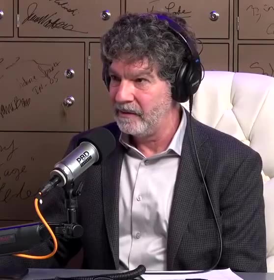 Lifelong Democrat Says He’s Voting For Trump