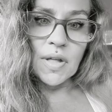 Trudeau the only voices you’re listening to is the voices in your head!