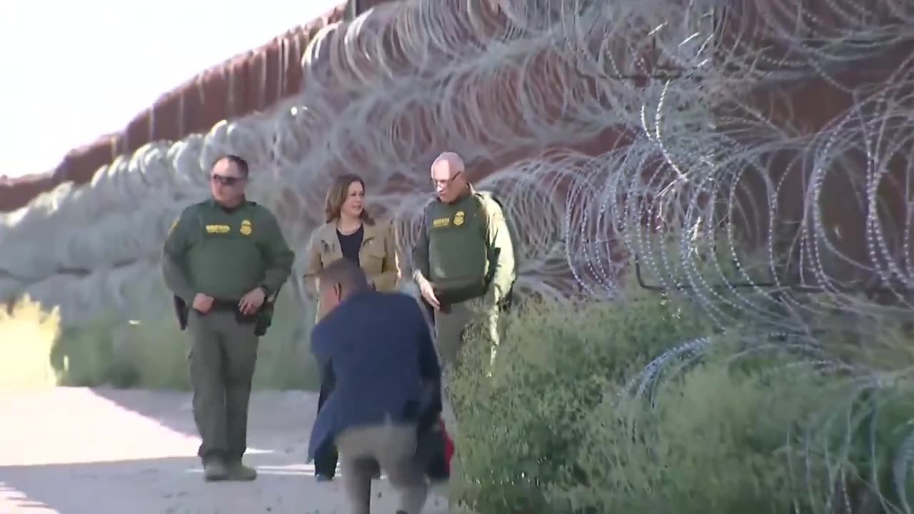 Kamala Harris Finally Makes it to the Border for a Photo Op