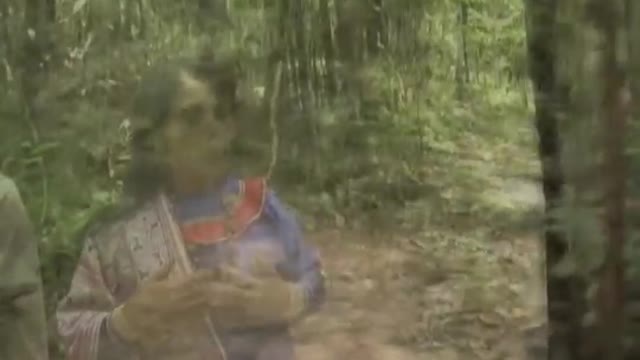 Amazon Experience, Shaman sings an Icaro for peace