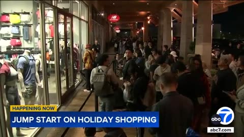 Shoppers flock to Citadel Outlets in Commerce for Black Friday