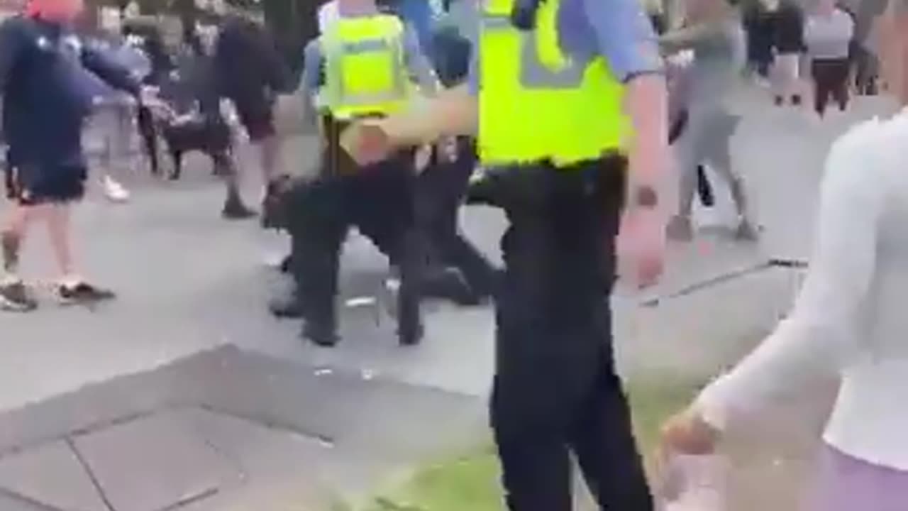 The Irish at Coolock not taking tyranny lying down!