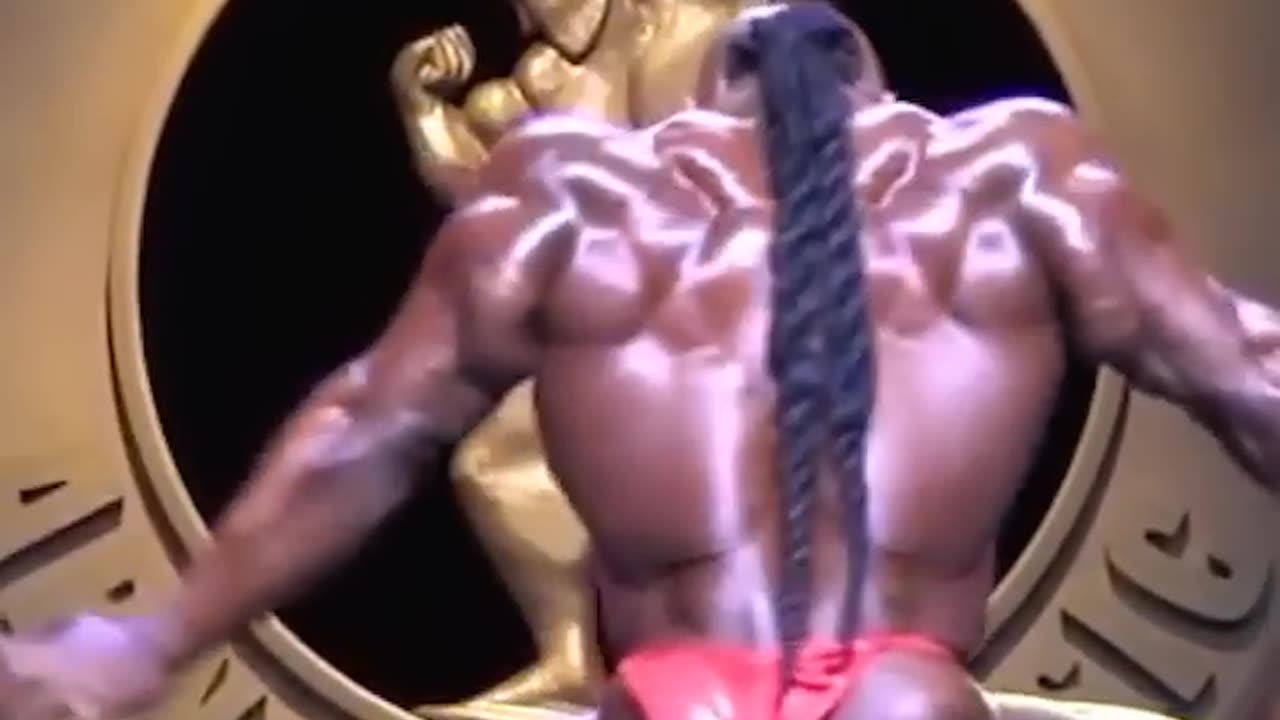 Oo my god ninja bodybuilder 😵‍💫😳