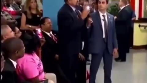 (2016) Haitian reporter "Where is the money Hillary Clinton raised with the Clinton foundation, Haiti did not get even 2%”