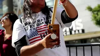 Protestan en Los Ángeles durante la inauguración de la Cumbre de las Américas