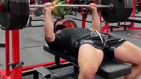 405lbs Bench No Spotter