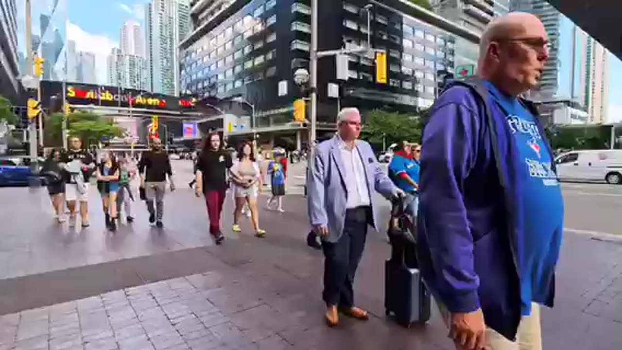 TORONTO CN TOWER AREA IN CANADA 🇨🇦