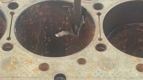 Cylinder fitting removal