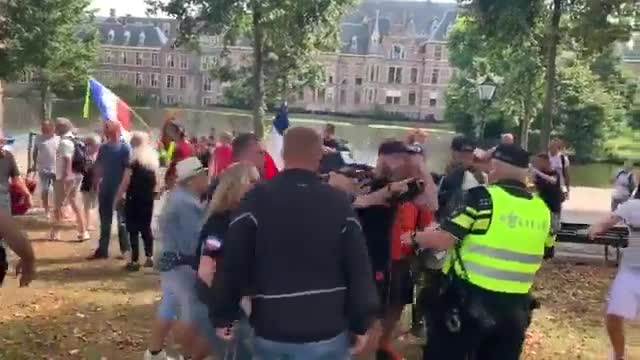 Undercover police tried infiltrating the Dutch farmers protests, they were caught