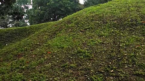 Gunung di tengah kota