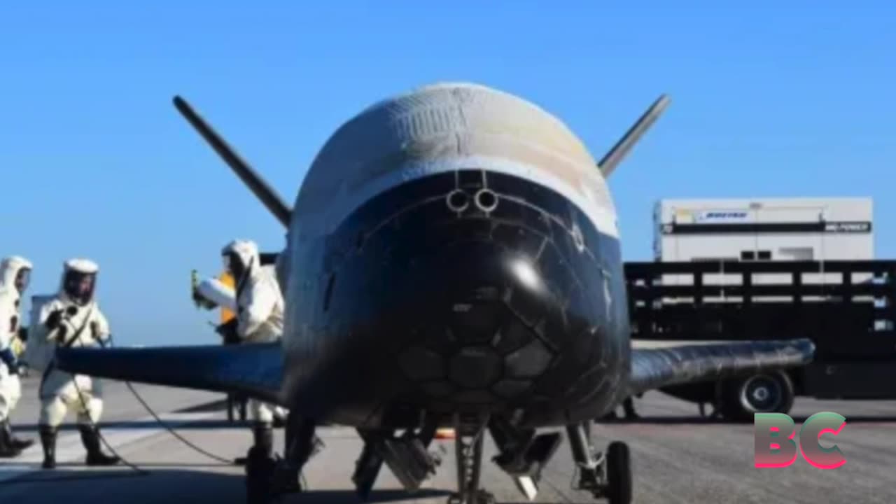 Top-secret X-37B space plane ready for daring new orbital maneuver