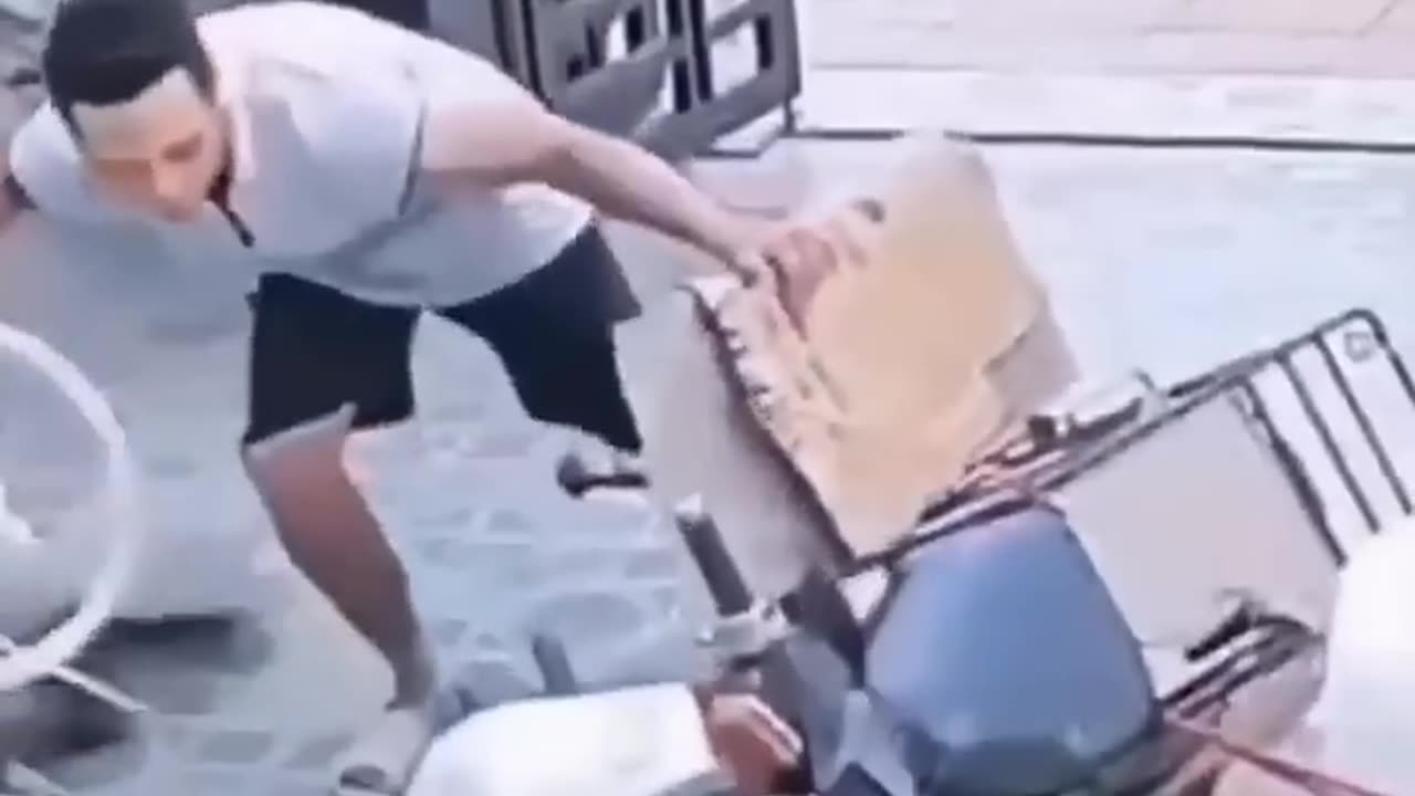 34 sec no laughing