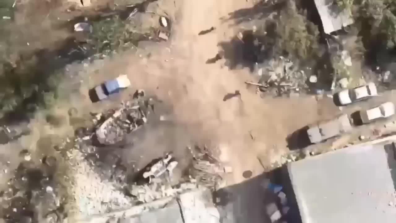 +18 Disturbing Video showing dead and wounded