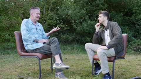 Time Travelling Nigel Marven Talks Dinosaurs! - Interview