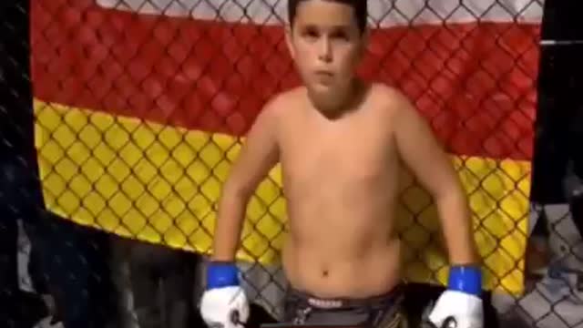 8 year old of Russia junioy MMA kuds fight in Russia