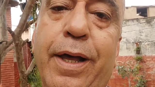 É POUCO....
