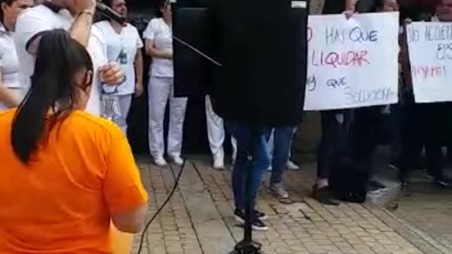 Video: En Bucaramanga protestan en contra de la liquidación de la Eps SaludVida