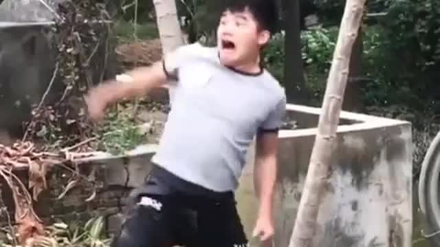 Trying not to stop laughing 🤣🤣🤣🤣