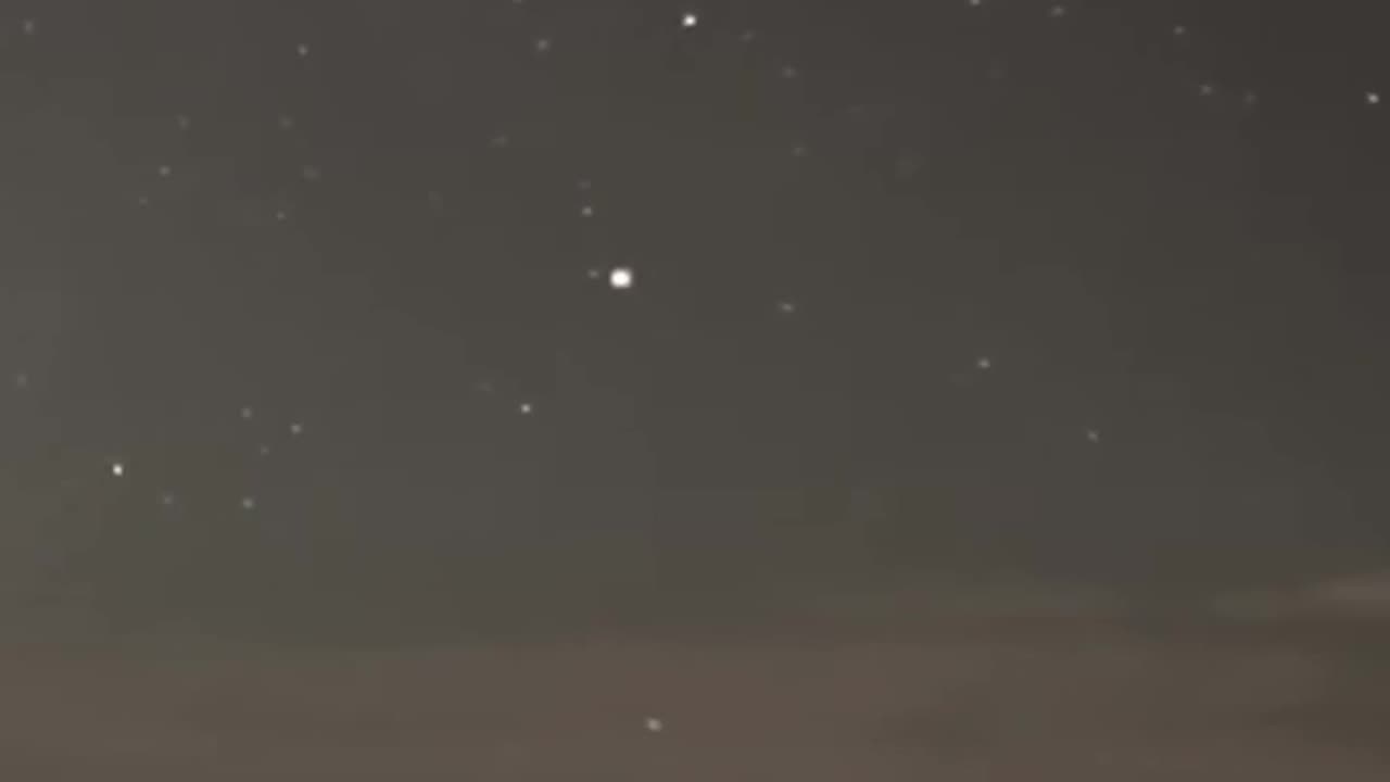 Timelapse of the "Drones" Spotted in NJ