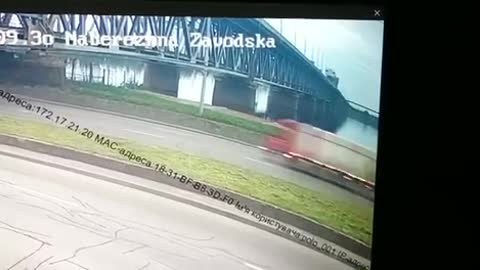 Ukraine War - The moment of impact on the Amur bridge in Dnepropetrovsk